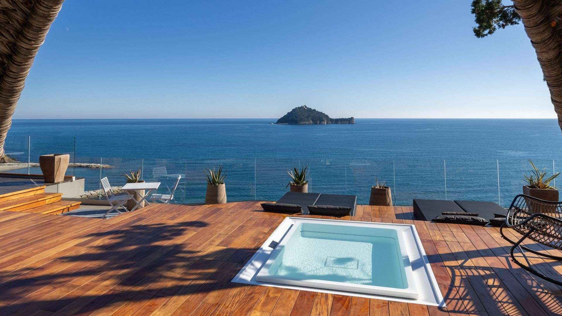  Residence a partire da 150 euro al giorno & Suites a partire da 300 euro al giorno